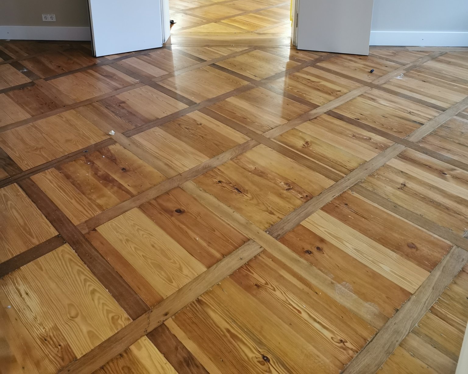 Restaurierter Holzboden